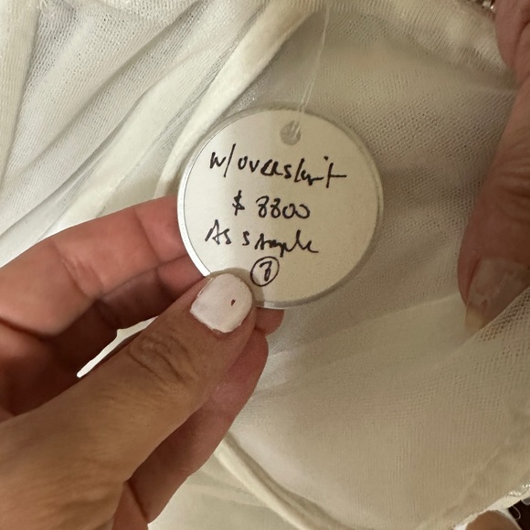 $8800 Eisen Stein Bridal dress - Picture 4 of 9